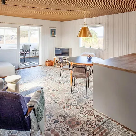 2 Bedroom Cozy In 度假居 *