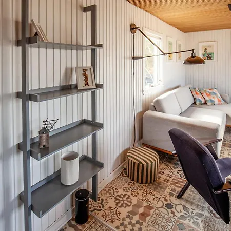 2 Bedroom Cozy In *