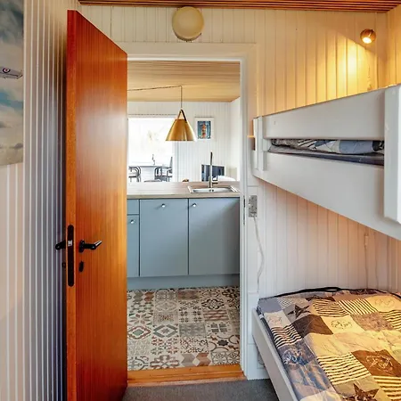 2 Bedroom Cozy In Σπίτι διακοπών Hjørring